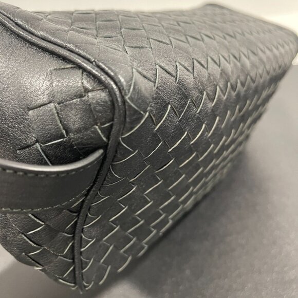 Bottega Veneta Unisex Dopp Kit/Weekend Bag Black (133130) - Picture 8 of 11
